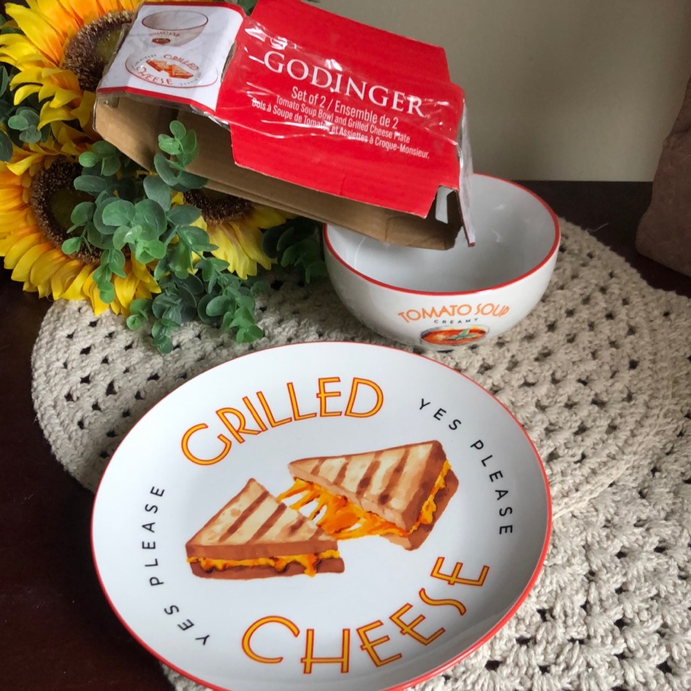 Grilled Cheese and Tomato Soup Ceramic Bowl and Plate Set